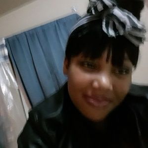 Meet your Posher, Keisha